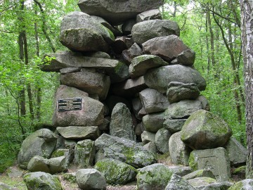 Obelisk św. Huberta