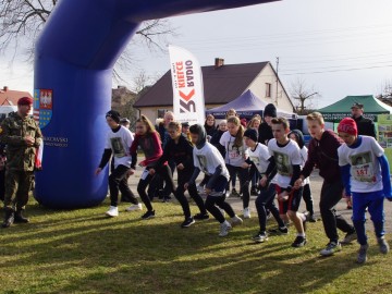 Tropem Wilczym bieg pamięci Żołnierzy Wyklętych w Dobromierzu na terenie PPK., 