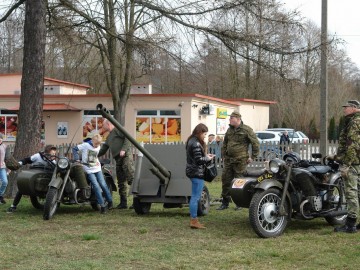 Tropem Wilczym bieg pamięci Żołnierzy Wyklętych w Dobromierzu na terenie PPK., 