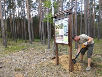 Odnowienie ścieżki dydaktycznej Wokół rezerwatu Hołda, <p>K. Gara</p>